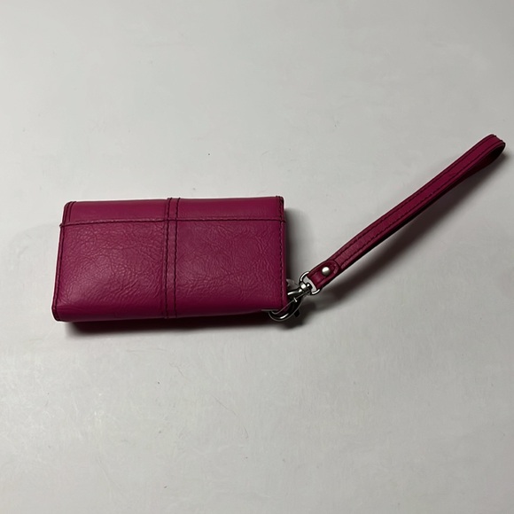 Fossil Pink wallet/wristlet - Picture 5 of 7